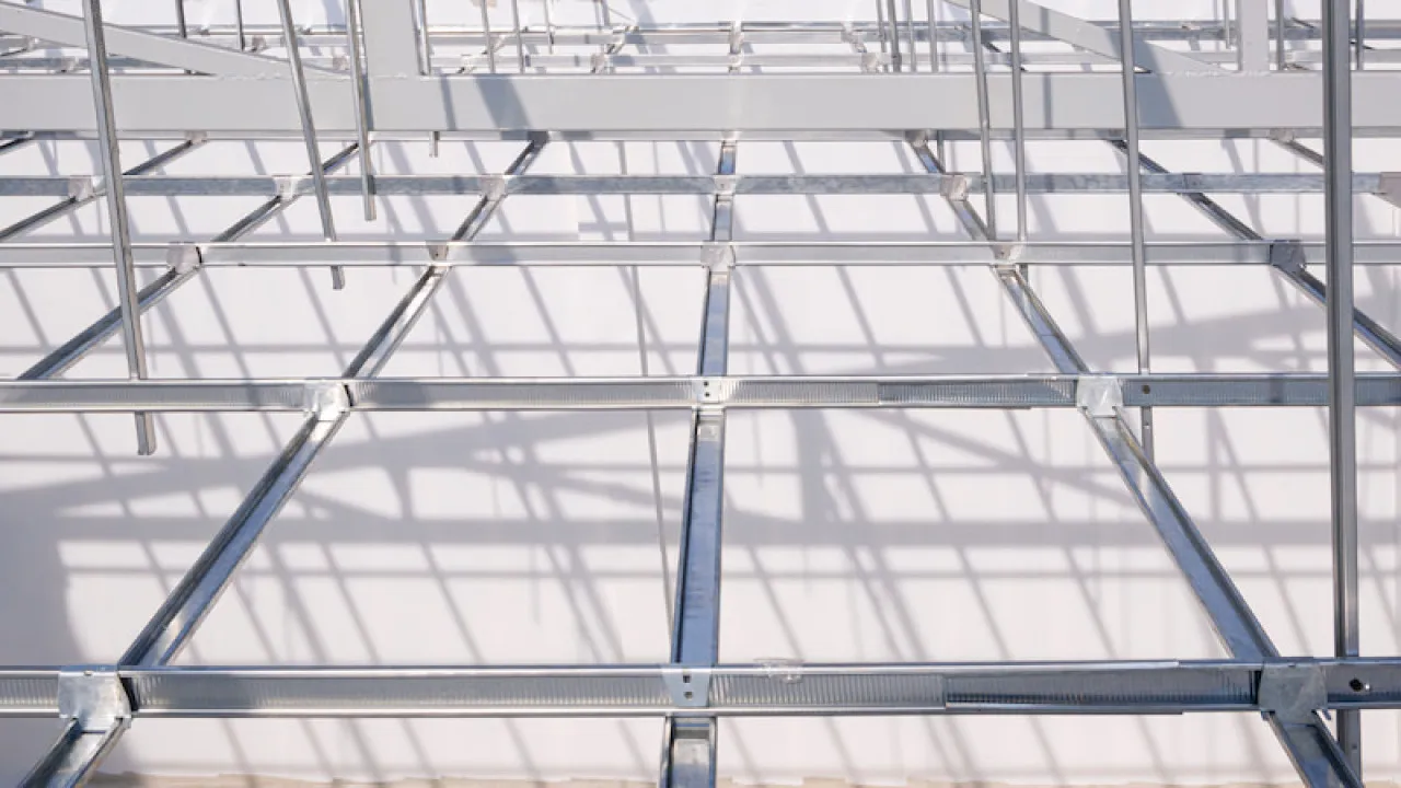 How to Install Metal Decking and Wire Mesh for Concrete Floors