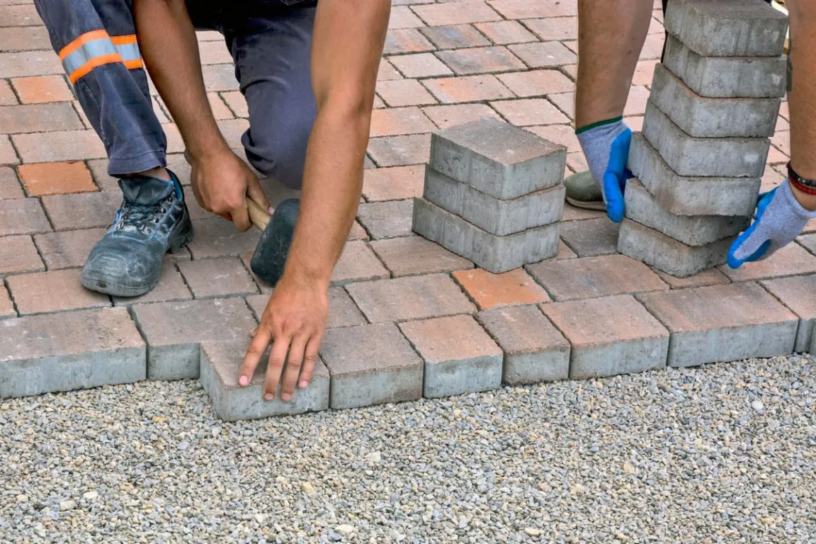 pemasangan paving block