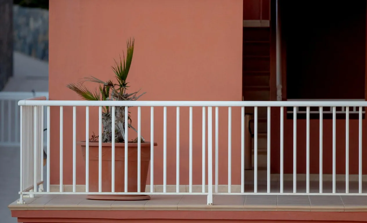 model balkon minimalis terbaru model balkon minimalis terbaru