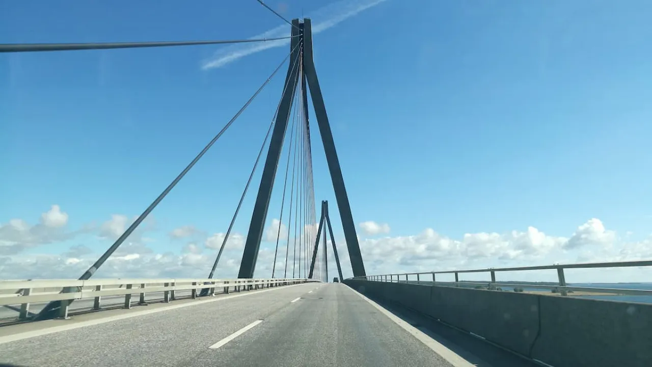 konstruksi jembatan gantung konstruksi jembatan gantung