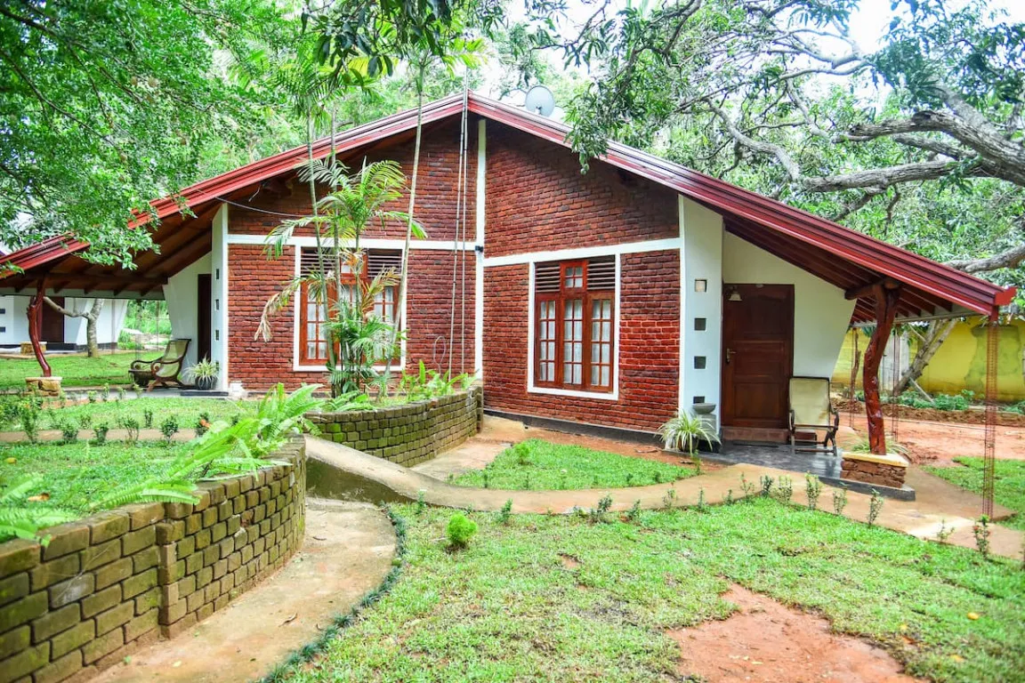 renovasi rumah tua image